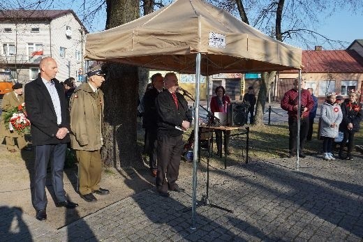 100 lat niepodległości Polski w Radoszycach. Msza, hymn, koncert i...pyszny bigos (DUŻO ZDJĘĆ)