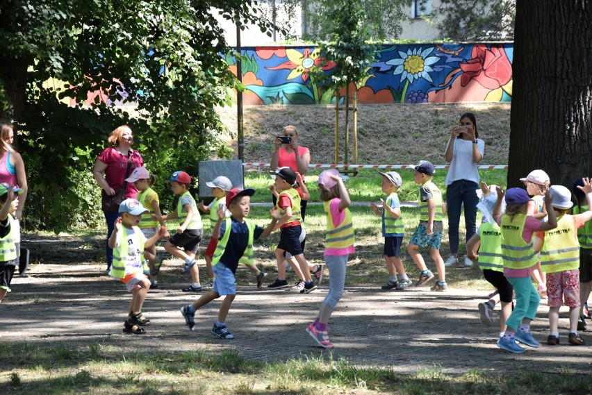 BajkaRun 2019 w Opolu. Na imprezie oprócz biegów dla dzieci...