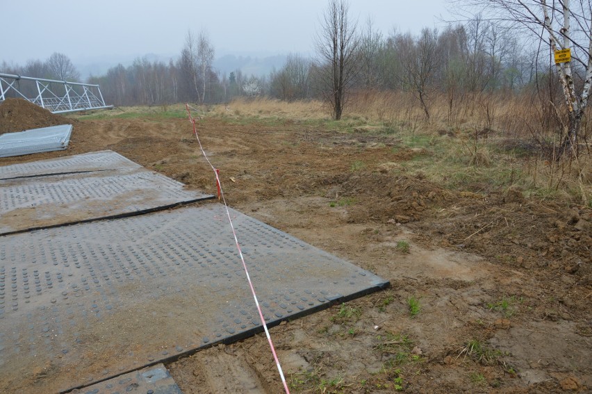 Wola Radziszowska. Mieszkańcy są przeciwni postawieniu ponad 55-metrowej wieży antenowej