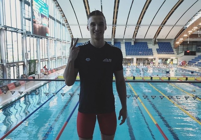 Jan Kałusowski (Trójka Łódź) na basenie Aqua w Lublinie po pobiciu nowego rekordu Polski