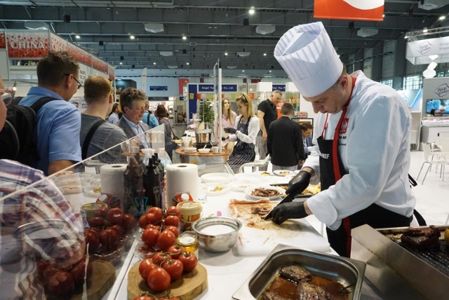 Równolegle do Smaków Regionów w dniach od 30 września do 4 października w Poznaniu odbywają się Międzynarodowe Targi Technologii dla Przemysłu Spożywczego.