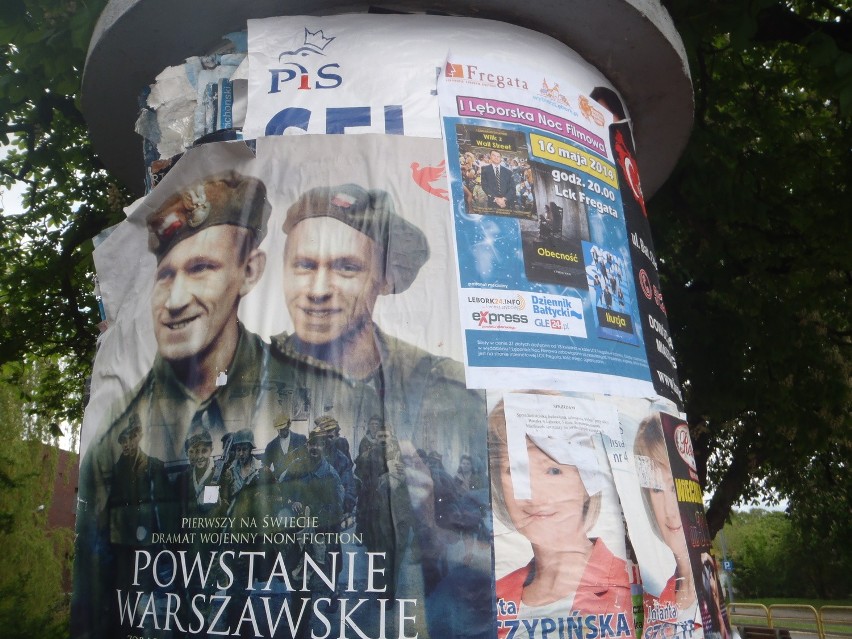 W Lęborku trwa wojna na plakaty wyborcze [ZDJĘCIA] 