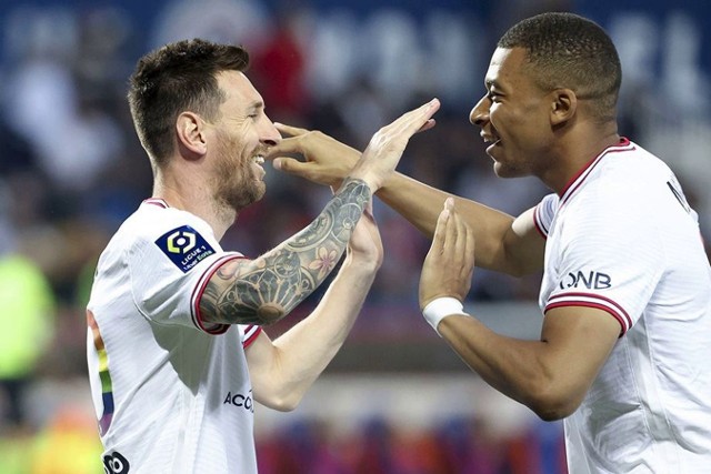Lionel Messi i Kylian Mbappe – partnerzy z PSG, a rywale z reprezentacyjnej konfrontacji