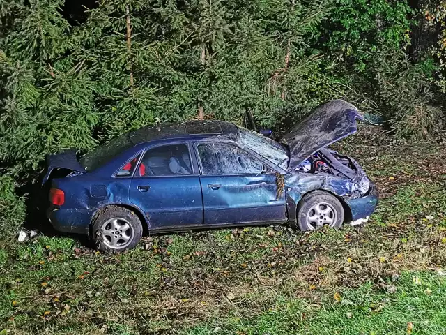 Wypadek na DK25 między Bobolicami na PorostemZobacz także: Wypadek na krajowej "6" koło Sianowa. Sześć samochodów rozbitych