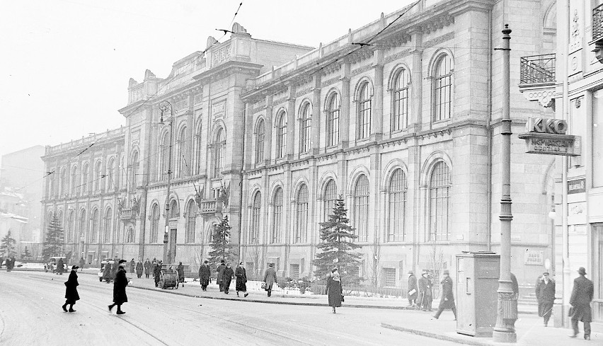 Warszawska siedziba Banku Polskiego SA w drugiej połwie lat...