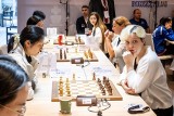 DMŚ w szachach kobiet. Polki rozpoczęły od porażki i zwycięstwa