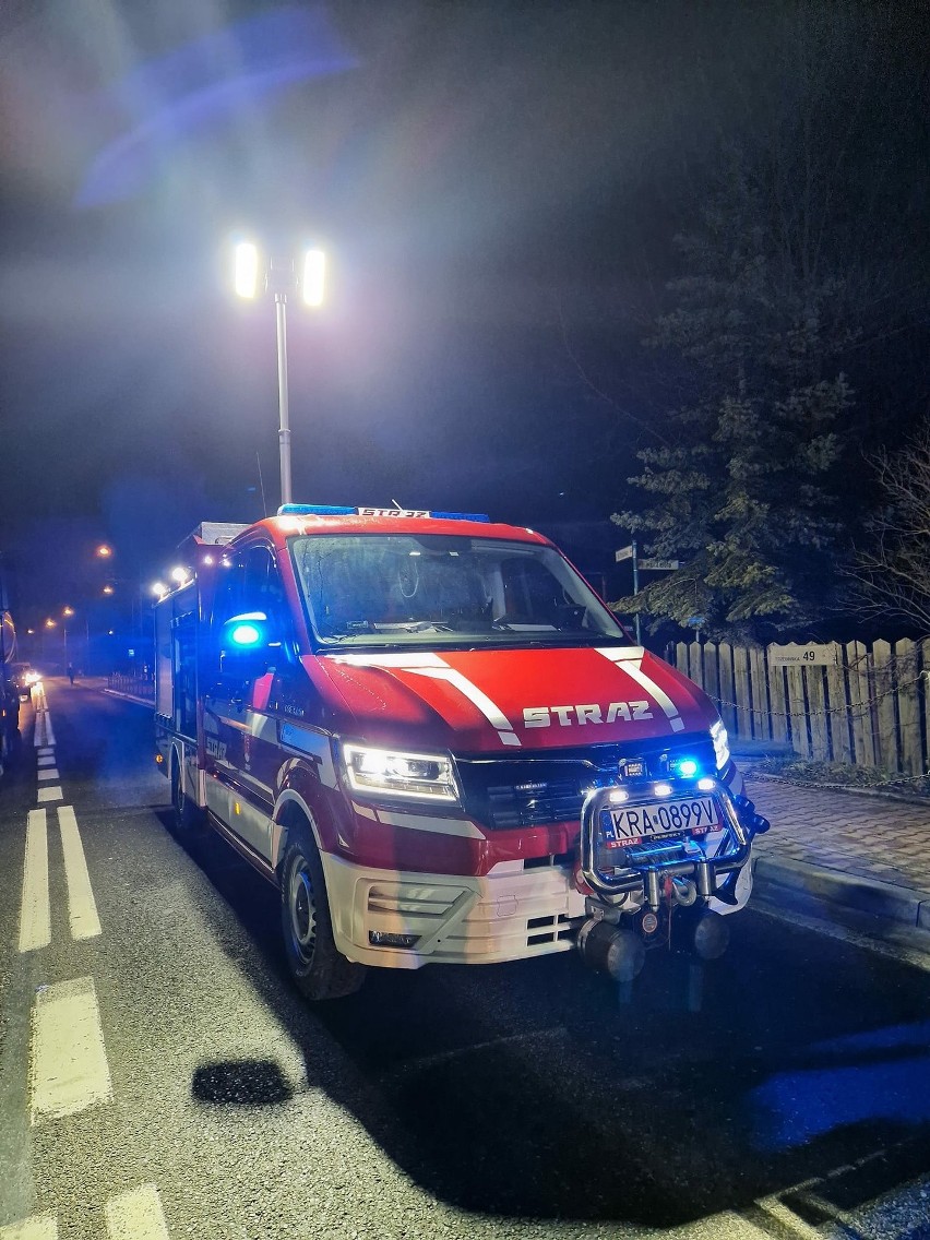 Wypadek na drodze krajowej nr 79 pod Krakowem. Potrącona osoba piesza, zabrana do szpitala