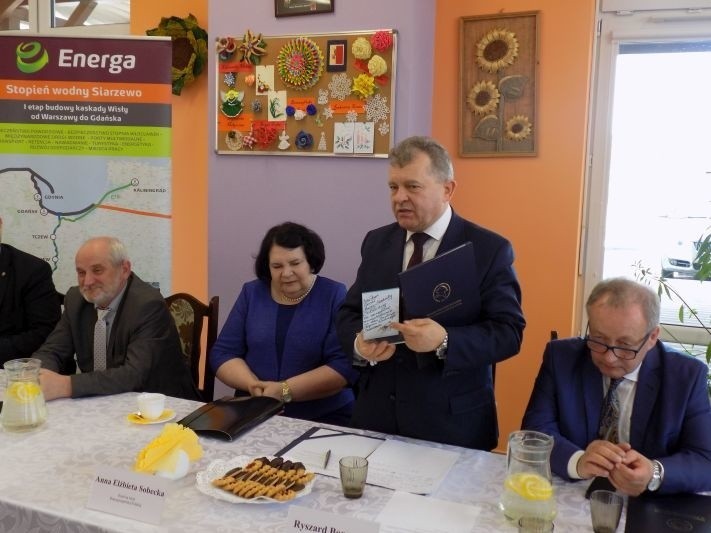 Powiat aleksandrowski - zebrali 102 327 głosów wspierających budowę zapory w Siarzewie