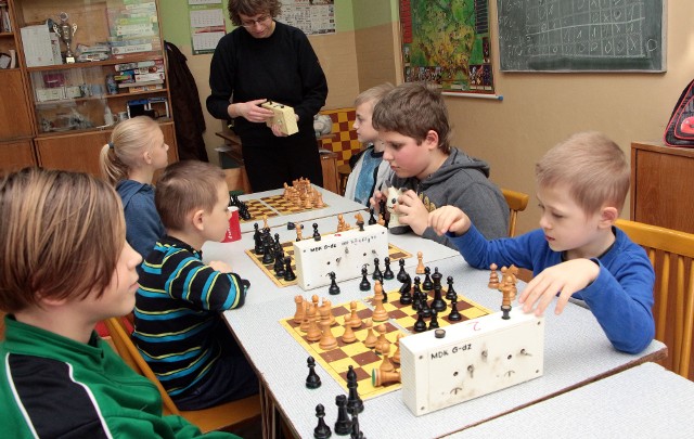 W ferie zimowe, w Ognisku Pracy Pozaszkolnej w Grudziądzu działać będą wszystkie pracownie, m.in. szachowa