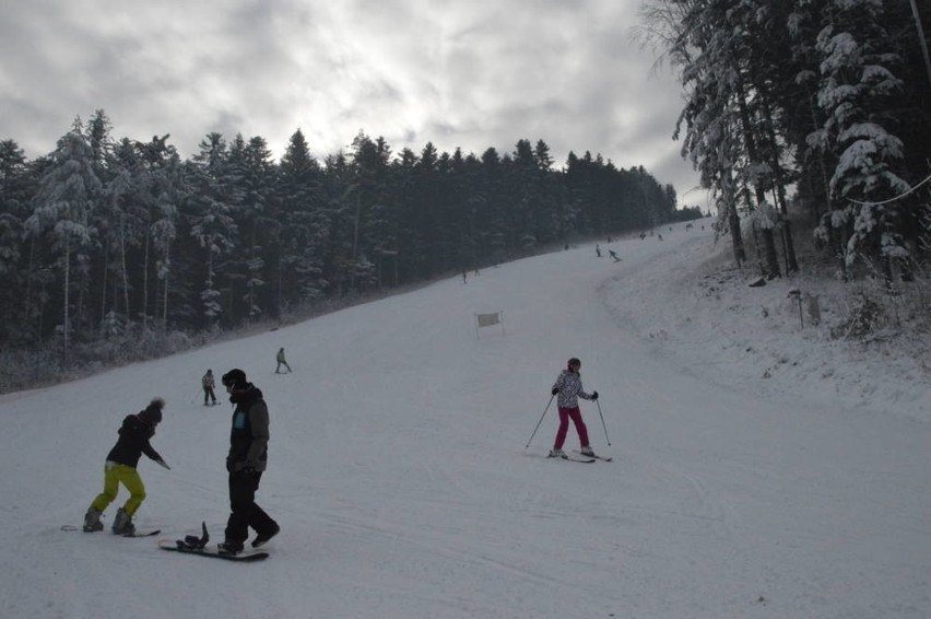 Otwarcie sezonu narciarskiego w stacji Myślenice (Chełm)