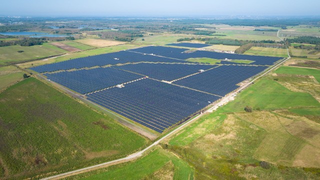 PGE zakończyła  budowę I etapu jednej z największych farm fotowoltaicznych w Polsce.