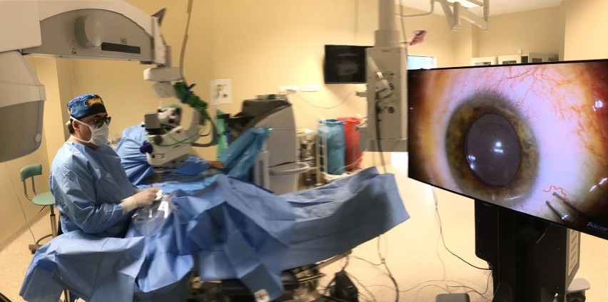 Technologia 3D w chirurgii oka. Nowatorska operacja w klinice na Chmielnej