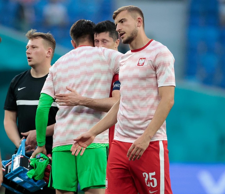 23.06.2021, Sankt Petersburg: Michał Helik po meczu ME...