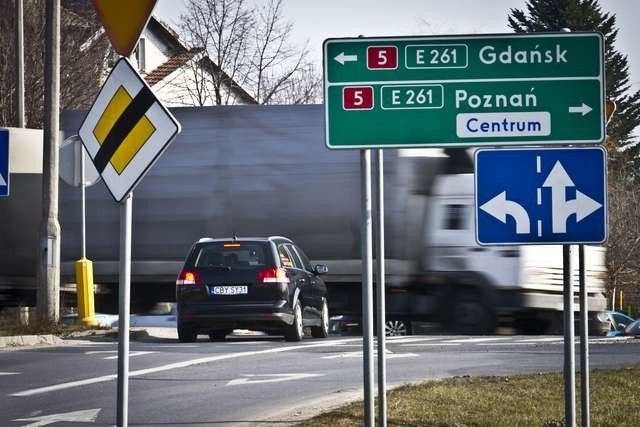 Pojawi się sygnalizacja świetlna na skrzyżowaniu Gdańskiej z Armii Krajowej w MyślęcinkuPojawi się sygnalizacja świetlna na skrzyżowaniu Gdańskiej z Armii Krajowej w Myślęcinku