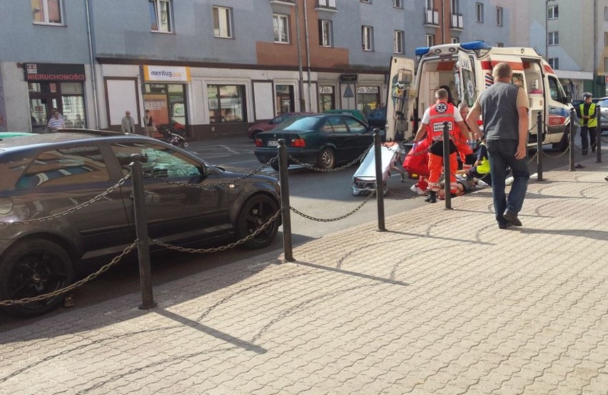 Wypadek: Potrącenie pieszej na ul. Zwycięstwa w centrum...