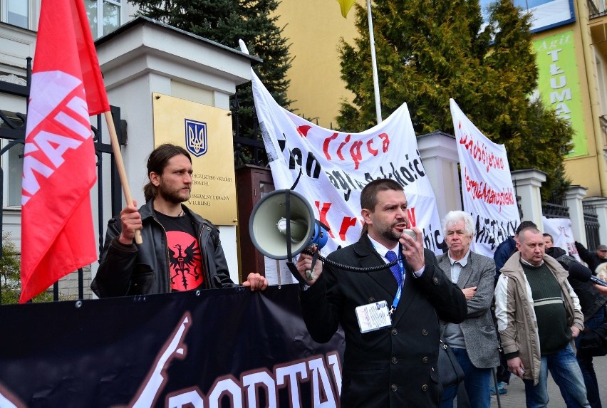 Pikieta przeciw nowemu konsulowi Ukrainy w Lublinie (ZDJĘCIA, WIDEO)