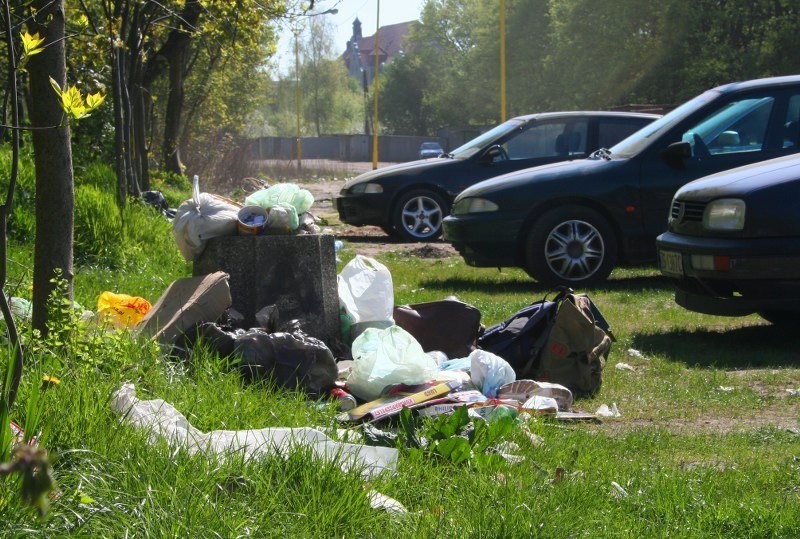 Śmieci na Niebuszewie
Zaśmiecone Niebuszewo.