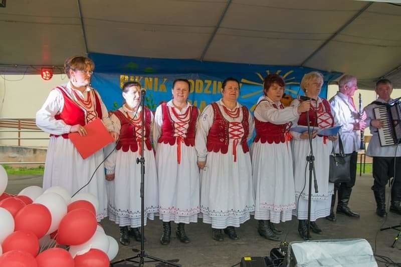 Patriotyczny i rodzinny piknik „Bądźmy razem” w Jadachach