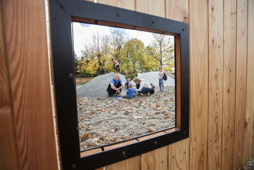 Kraków. Park Żeromskiego już w pełnej krasie po renowacji