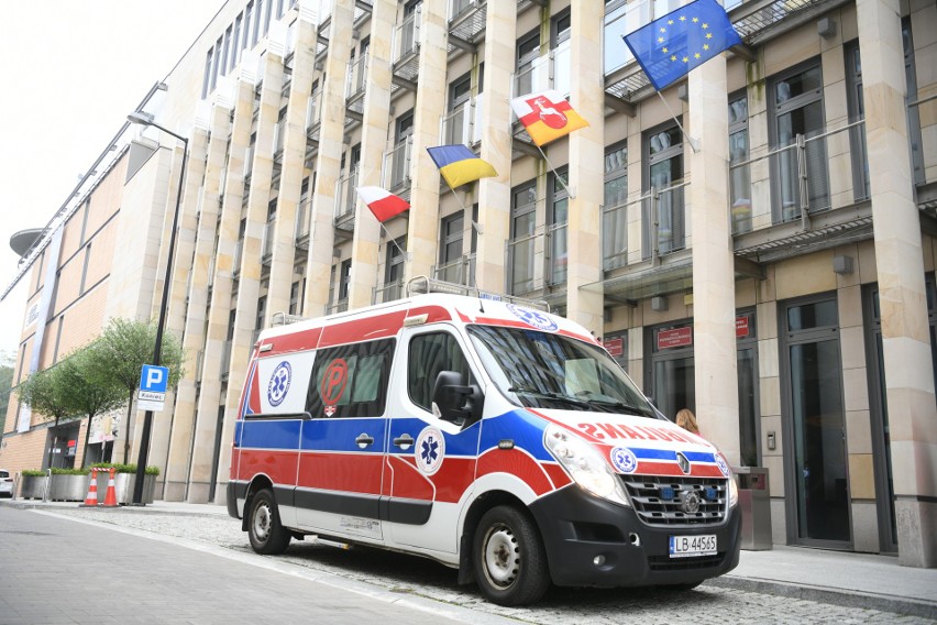 Kolejny ambulans z regionu trafił do Ukrainy     