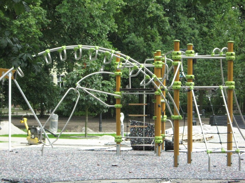 Zrewitalizowany park Kochanowskiego w Bydgoszczy