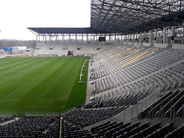 Pogoń Szczecin nie ma jeszcze w pełni gotowego do użytku stadionu.