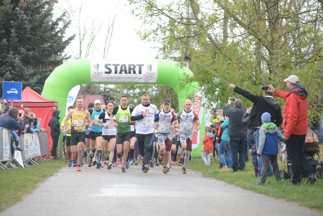 Start do ubiegłorocznego ,,Gazeta Lubuska Run. Tym razem pobiegniemy ulicami miasta