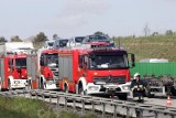 Przewrócony bus na autostradzie A4. Są duże utrudnienia 