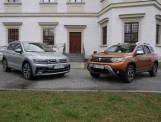 Dacia Duster kontra Volkswagen Tiguan. Trzy razy drożej, ale czy trzy razy lepiej?