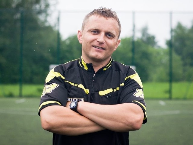 Mariusz Koper, nauczyciel wychowania fizycznego w Zespole Szkół w Chmielowie zwyciężył w naszym Plebiscycie Belfer Roku 2013 w Tarnobrzegu i w powiecie tarnobrzeskim.