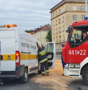 Wyłączony z ruchu jest odcinek od al. 23 stycznia do ul....