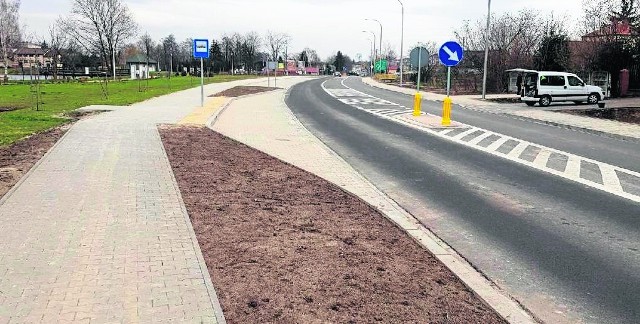 Na ulicy Turystycznej jest już nowa nawierzchnia asfaltowa, mieszkańcy będą mogli korzystać również z chodników. To ważna inwestycja dla całej lokalnej społeczności. 