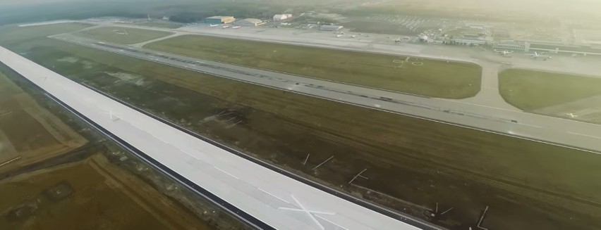Lotnisko w Pyrzowicach ma nowy pas startowy [WIDEO]
