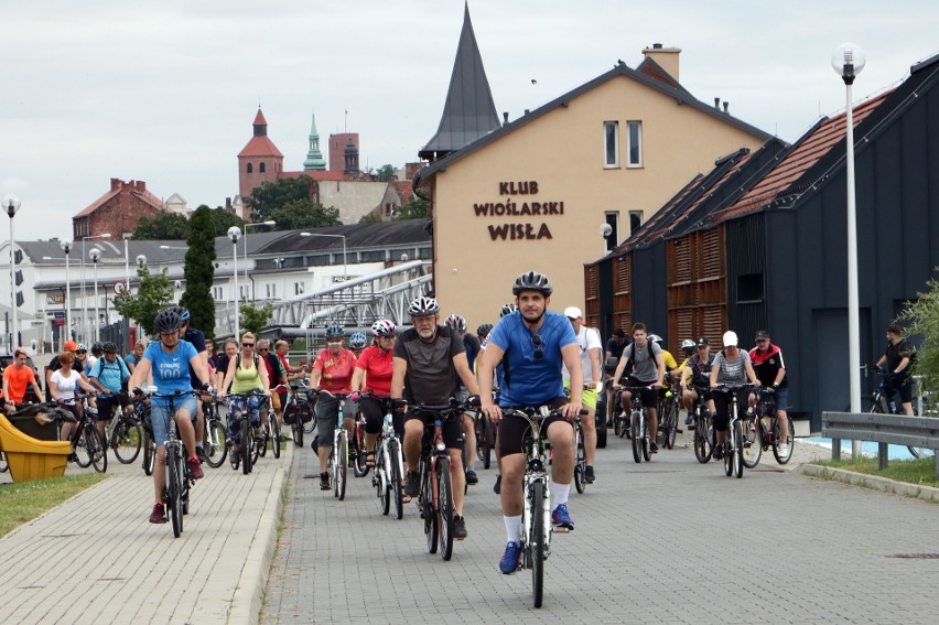 Mimo,że chętnych było dużo więcej w rajdzie wzięło udział...