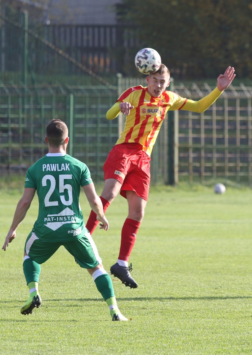 3 liga. Korona II Kielce wysoko przegrała z Wisłoką Dębica (ZDJĘCIA)