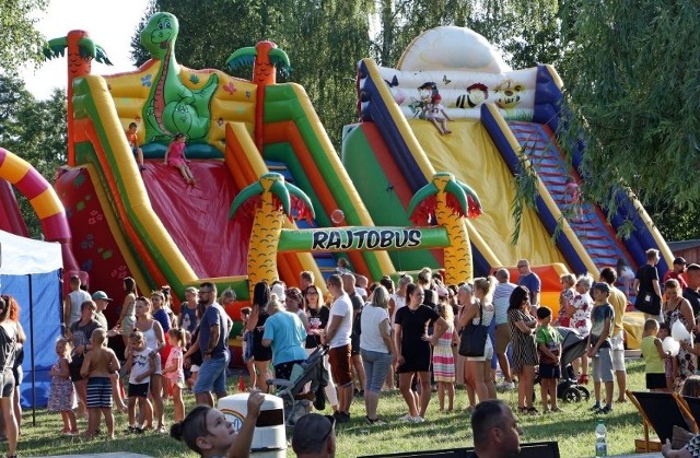 Wakacyjne połowinki na plaży "Delfin" pod Grudziądzem w sobotę, 30 lipca w godz. 16.30-24. Będą atrakcje dla dzieci i dorosłych