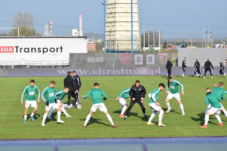 Tak wyglądał stadion Rakowa podczas meczu ze Śląskiem....