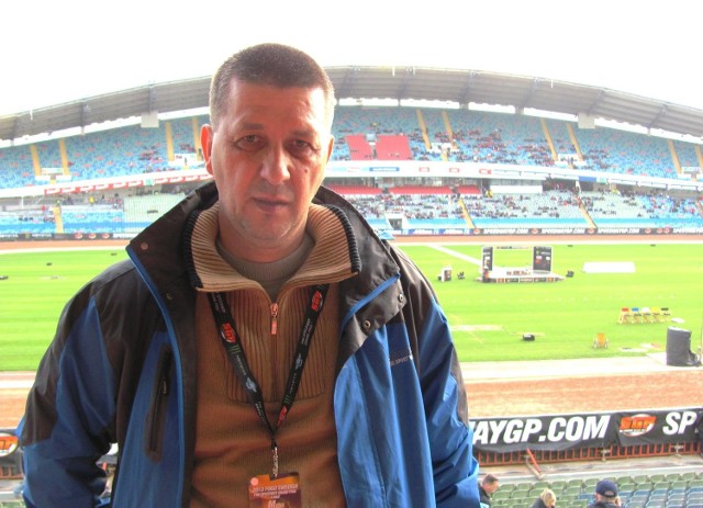 Robert Borowy jest stałym bywalcem na wielu stadionach w Europie.