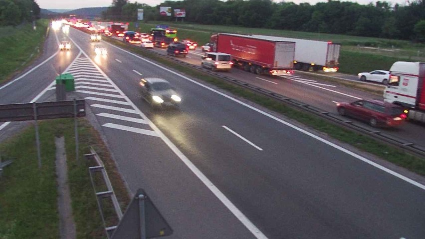 Wypadek na A4 za węzłem Balice. Utrudnienia w kierunku Katowic