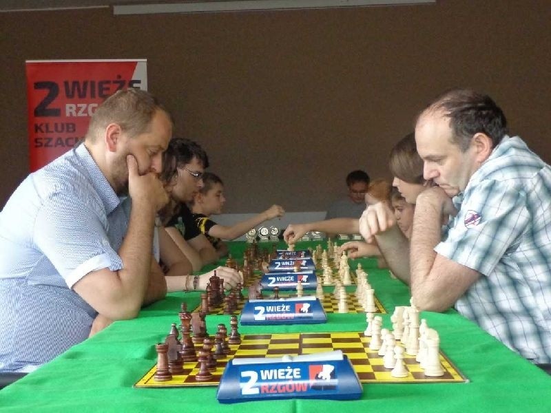 Bardzo udane mistrzostwa Rzgowa w szachach [ZDJĘCIA]