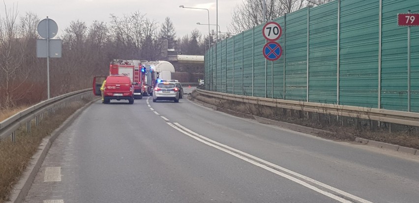 Wypadek na DK 79 w Jaworznie. Droga jest zablokowana