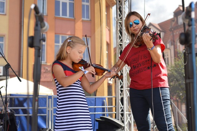 Zuzia i Anna Szalk – dwa pokolenia muzyków grupy Fucus, ubiegłorocznych laureatów festiwalu