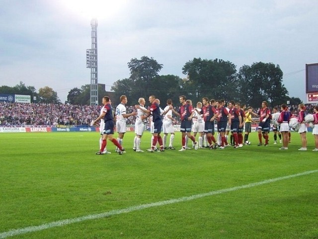 Mimo sporej rzeszy fanów na trybunach, Górnik zdecydowanie przegrał dzisiejsze spotkanie.