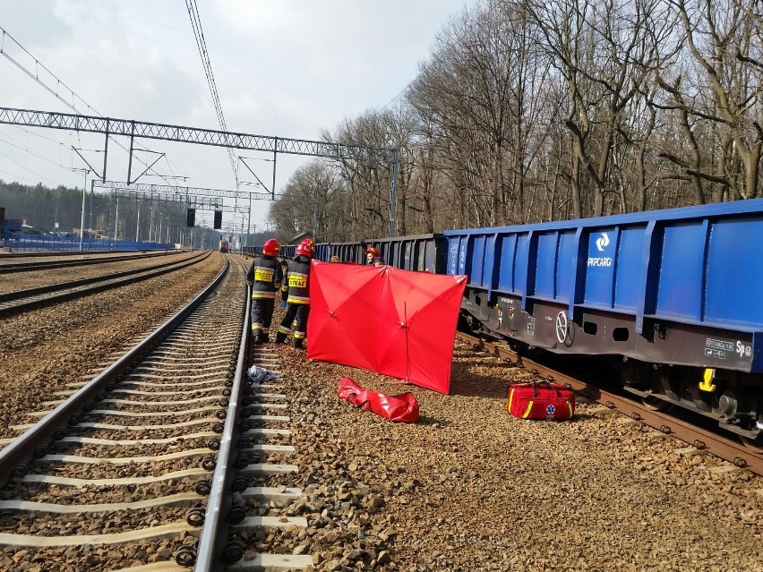 Tragedia na torach w Brzesku, mężczyzna zginął pod kołami pociągu