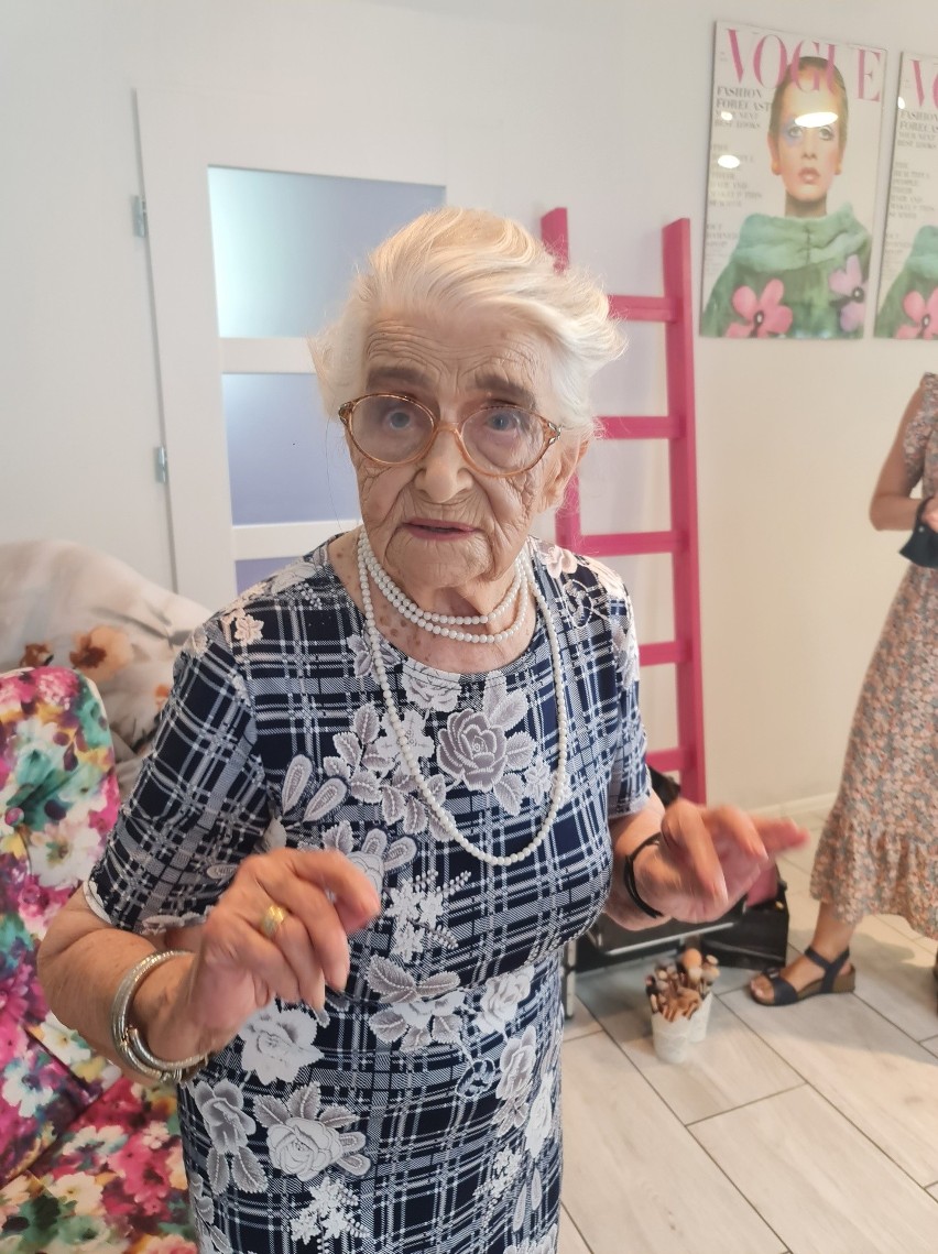 Swoje 106.urodziny pani Aurelia Liwińska obchodziła w gronie...