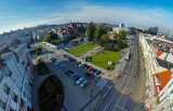 Nowe propozycje zagospodarowania placu Teatralnego w Bydgoszczy. Magistrat, Szklany Park czy schody nad rzekę