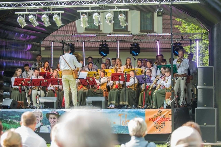 Tokarnia. Najlepsze pierogi na VII Festiwalu Beskidu Wyspowego "Rytmy i Smaki" u gospodyń z Tokarni