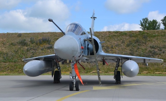 Francuskie samoloty Mirage są głośniejsze niż malborskie MiG-i 29. Odlecą we wrześniu, ale ich miejsce zajmą holenderskie F-16