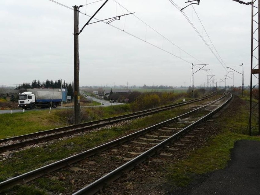 Przejazd kolejowy przez ul. Lutomierską w Pabianicach będzie zamknięty dłużej