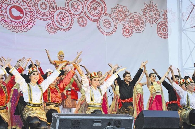 We wspólnej choreografii wystąpili Indonezja, Pakistan i Polska.